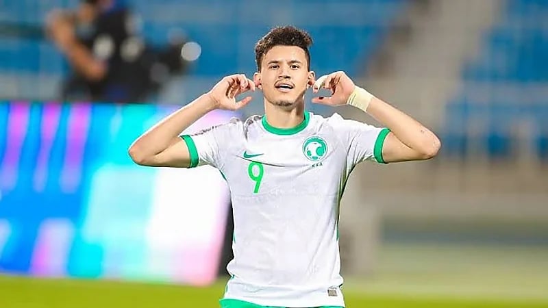 رينارد يستدعي الحمدان للانضمام في معسكر المنتخب الوطني