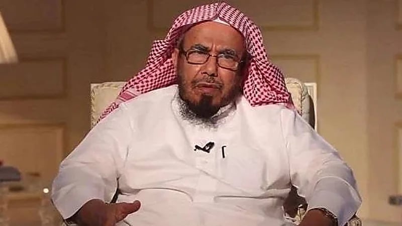 بالفيديو.. حكم من يدفع ثمن الطعام للعمال كفارة عن الصيام