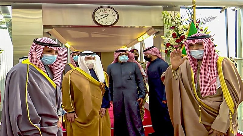 أمير الكويت يتوجه إلى الولايات المتحدة لإجراء فحوصات طبية