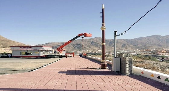 بالصور.. استلام مشروع تطوير الأحياء القديمة في رجال ألمع