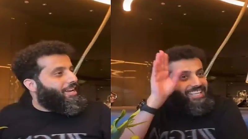 فيديو.. ردة فعل تركي آل الشيخ بعدما أخبره ابنه برغبته في تشجيع النصر