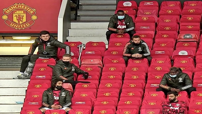 " ماغواير " يسابق الزمن للحاق بنهائي الدوري الأوروبي