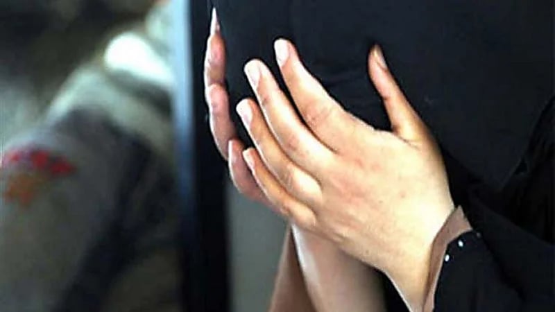 تفاصيل مثيرة بقضية أم كويتية قتلت طفلها وأدعت فقدانه