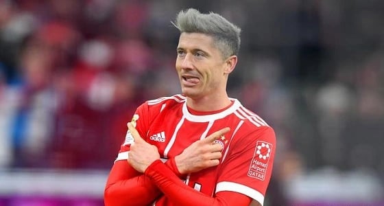 من الأقرب لضم ليفاندوفسكي.. تشيلسي واليونايتد يقطعان الطريق على الريال