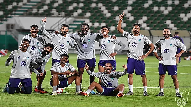 الأهلي يواصل البحث عن لاعب حر