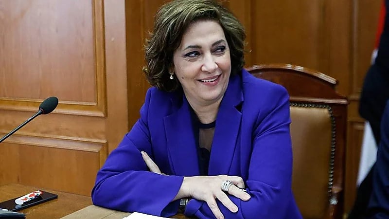 ساويرس يشعل أزمة جديدة في الزمالك بعد إطلاق اسم إعلامية مصرية على المترو