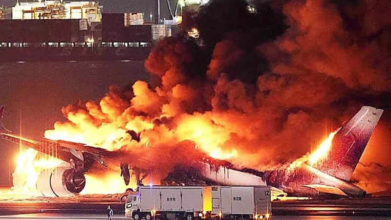 تحقيقات جديدة تكشف مفاجآت حول تصادم الطائرتين في واشنطن .. فيديو