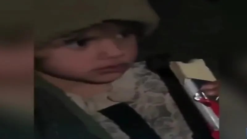 منقذ طفلة الجوف: تم إبلاغنا بفقدانها الرابعة عصرا وعثرنا عليها الواحدة صباحاً