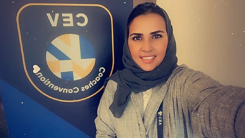 أول مواطنة تشارك في البرنامج الأوروبي للكرة الطائرة