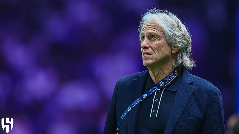 جيسوس يتواجد في مقر الهلال لإنهاء الإجراءات التعاقدية