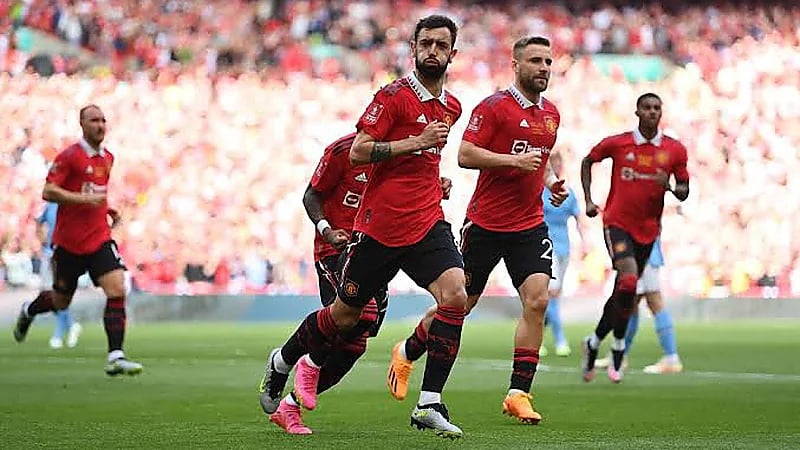 مانشستر يونايتد يسعى لبيع 13 لاعبًا في الميركاتو الصيفي