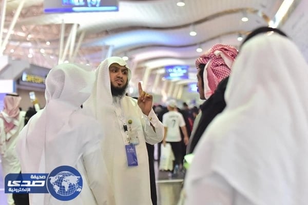 فرق ميدانية لدعوة النساء بالبُعد عن الرجال والتبرج بمعرض الكتاب في الرياض