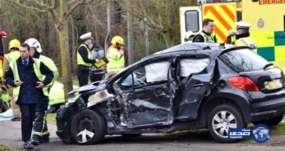 بالفيديو.. تصادم حافلة مدرسية بسيارة في أشارة مرور بأمريكا