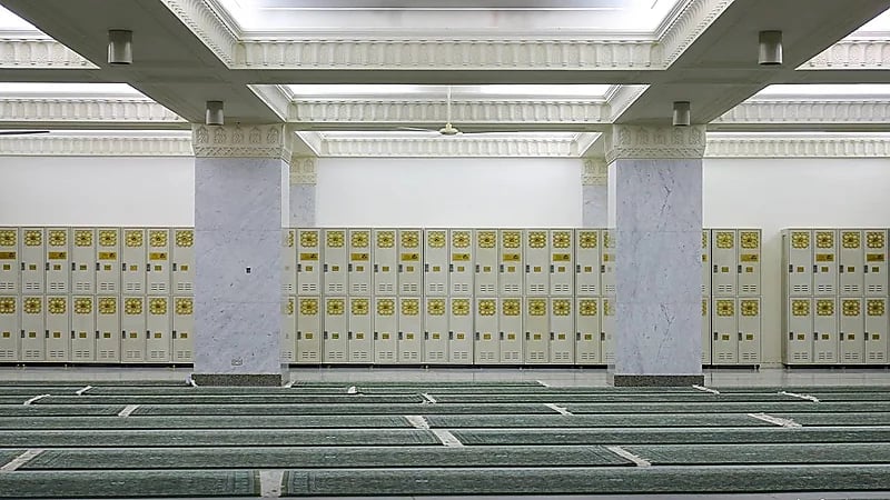 تهيئة قبو توسعة الملك فهد بالمسجد الحرام للمعتكفين