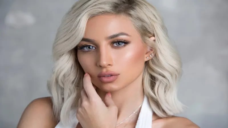 قضية جديدة ترفعها عارضة الأزياء "مودل روز" على زوجها