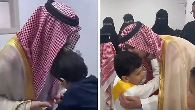 عفوية أمير المدينة المنورة مع عدد من أطفال التوحد .. فيديو