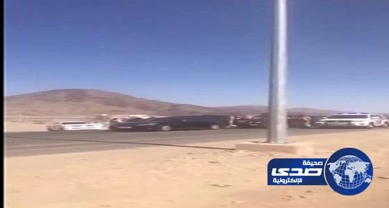 بالفيديو.. امير نجران يوقف موكبة ليستمع لشكوى إمراة