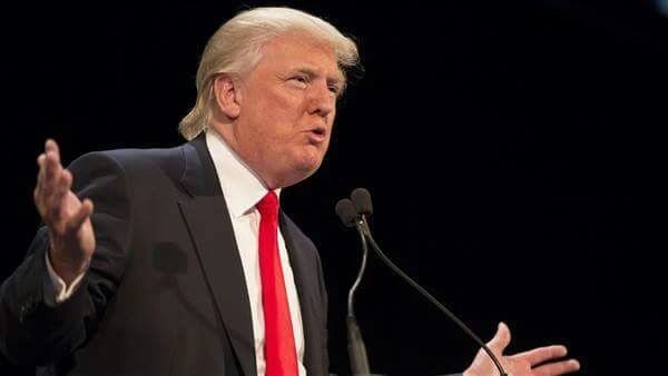 ترامب ينتقد متجر لإلغائه عرض علامة تجارية لملابس تحمل اسم إبنته