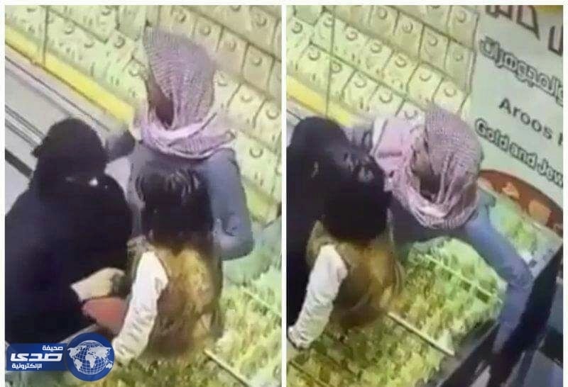 كاميرات المراقبة تفضح منتقبة و زوجها سرقا محل ذهب .. «فيديو»