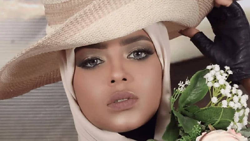 مليشيا الحوثي تهدد محامي الفنانة المختطفة انتصار الحمادي للتخلى عنها