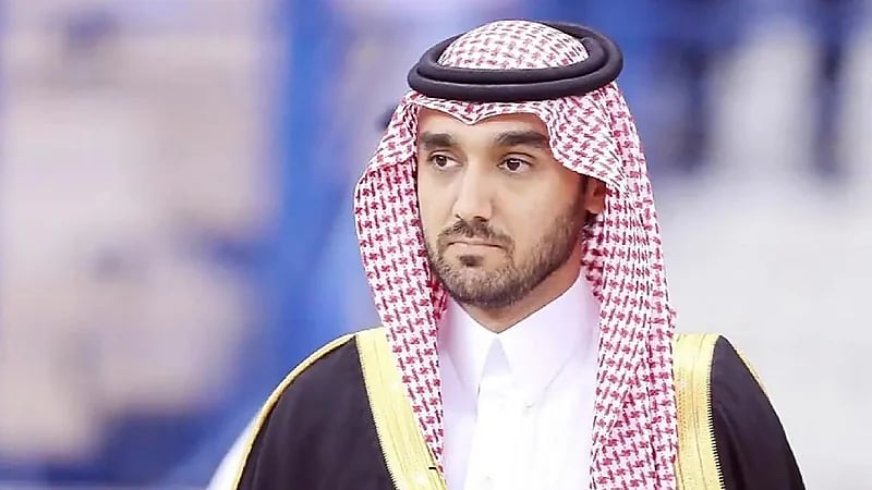 وزير الرياضة يعزي في وفاة الشيخ خليفة بن زايد