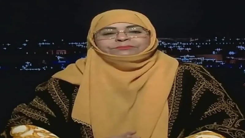 مستشارة أسرية : تزداد المشاكل بين الأم وابنتها مع كبر سن الابنة وبداية شعورها بنفسها كامرأة (فيديو)