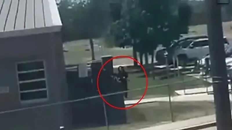 طفلة تلجأ لحيلة ذكية للنجاة من مذبحة تكساس