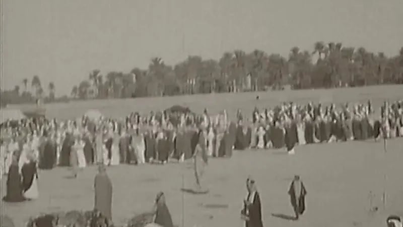 شاهد.. الفرق بين العرضتين السعودية المستخدمة في مناسبة الاستعداد لحملات التوحيد