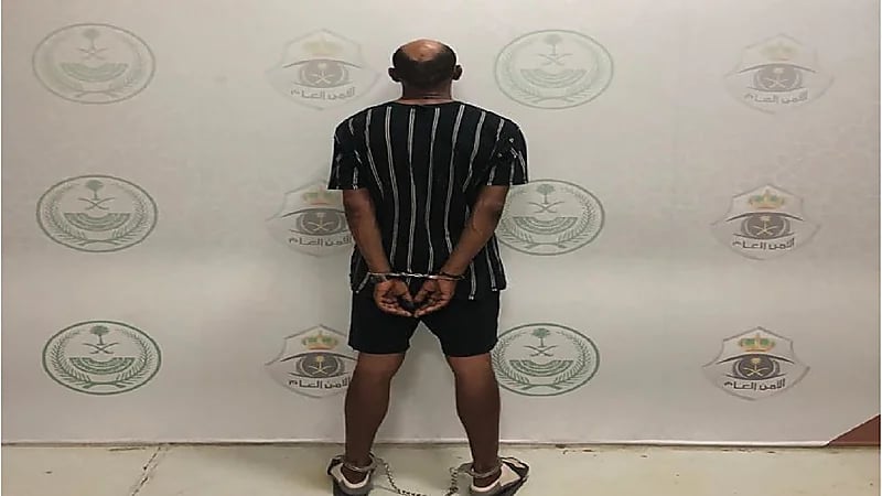 القبض على مواطن سرق عدد من المركبات بجدة
