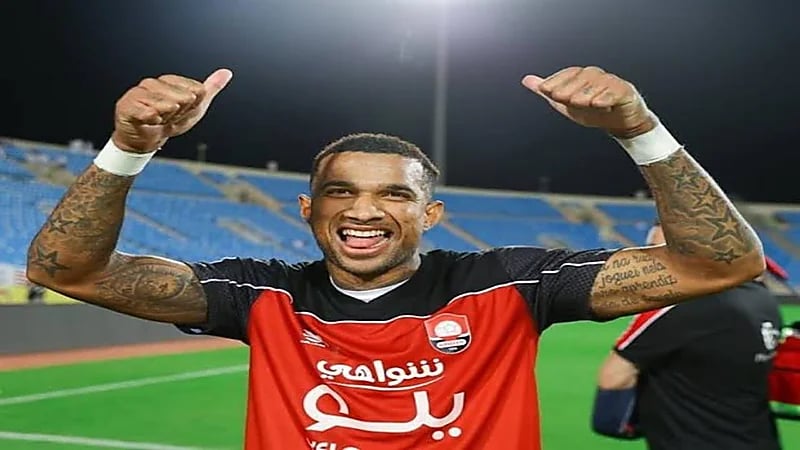 الرائد يحدد موقف سانتو