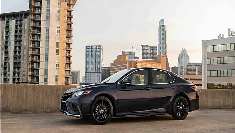 صور.. أسعار ومواصفات تويوتا كامري 2023