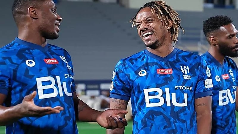 بسبب كاريلو.. الهلال يدخل في أزمة مع الاتحاد البيروفي