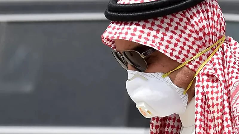 وزارة الصحة تدعو للالتزام بلبس الكمامة