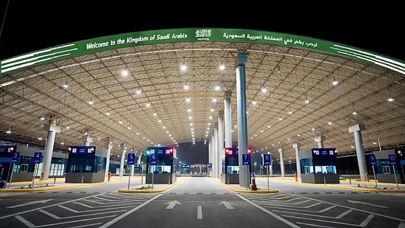 تحديد آلية دخول المركبات لمنفذ سلوى بعد إلغاء شرط بطاقة هيا لحضور المونديال