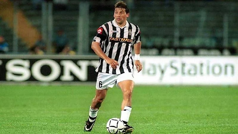 الموت يغيب فابيان أونيل عن عمر يناهز 49 عاما 