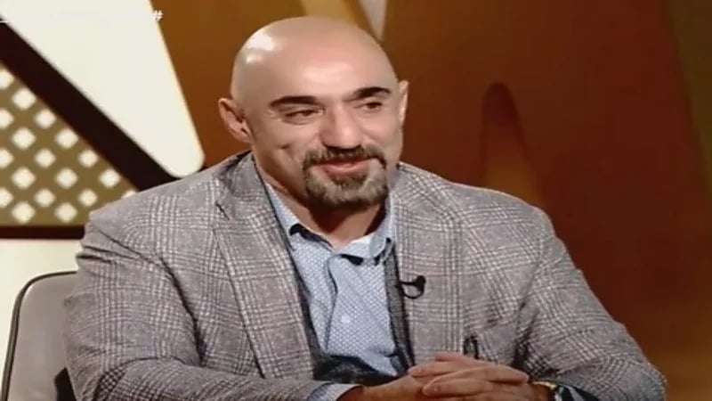 شاهد.. خبير: تفاحة نيوتن والجاذبية "خرافة"