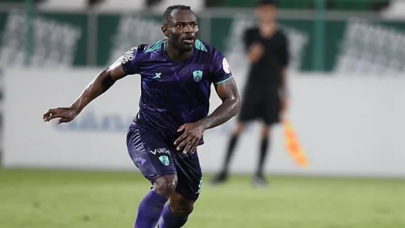 الأهلي يفكر فى فسخ عقد فرانك كوم 