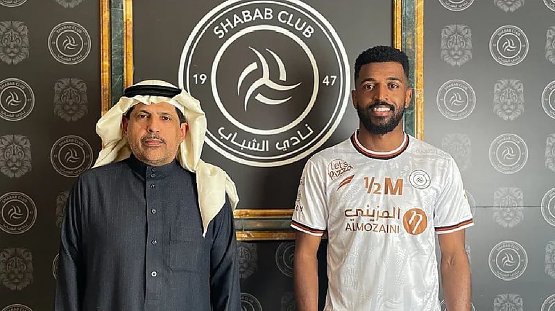 الشباب يوقع عقدا احترافياً مع رياض شراحيلي لمدة 4 مواسم