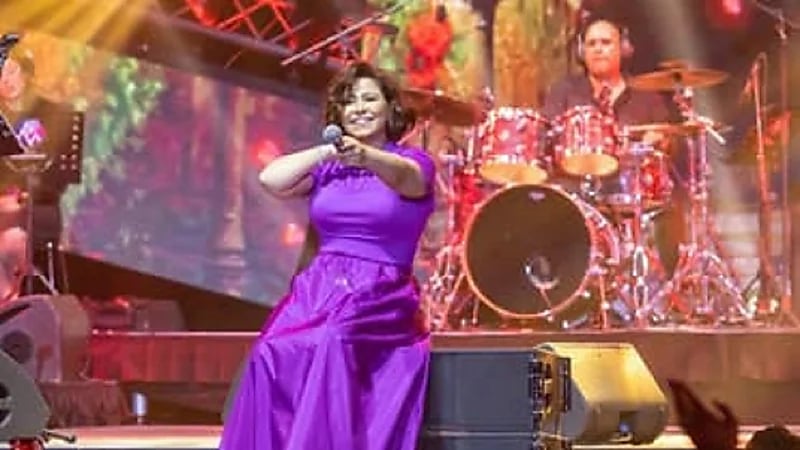 شيرين تستعد لتصوير فيلم عن قصة حياتها