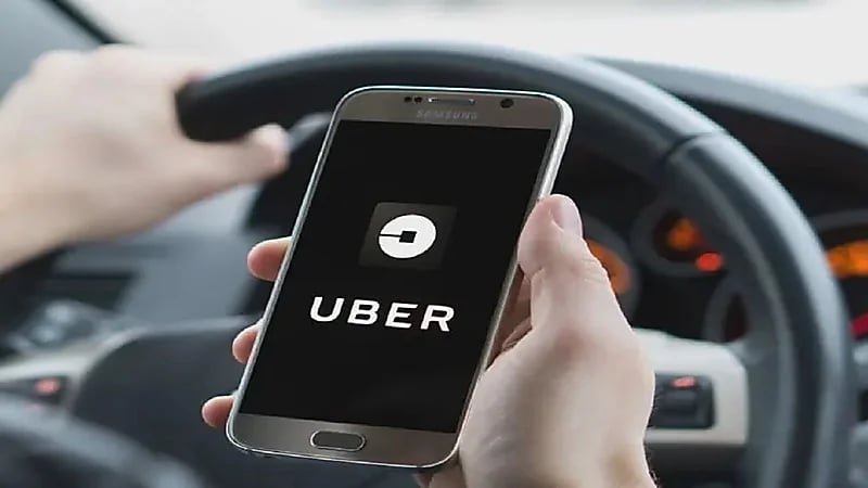 إطلاق خدمة حجز رحلات أوبر عبر سار