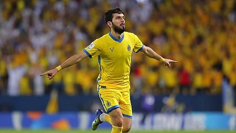 ماشاريبوف ينضم لمعسكر النصر