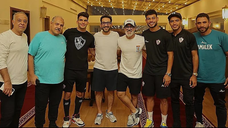 غادة عبد الرازق تعلق لأحمد حلمي:  إيه دا إنت طلعت زملكاوي  ..  صور