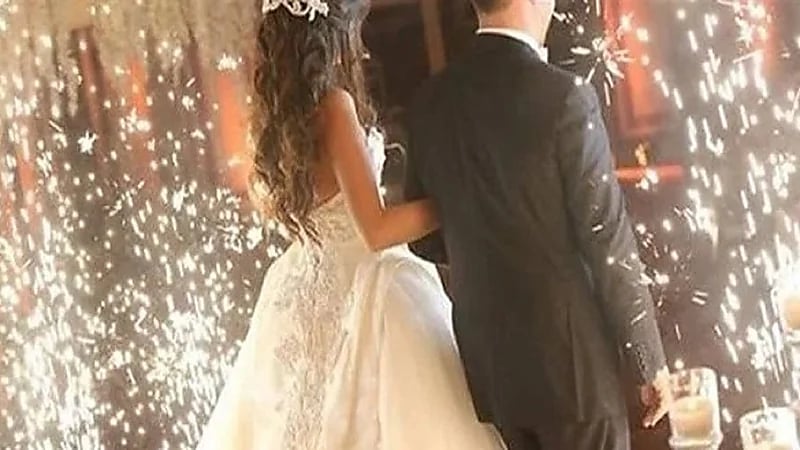 اعترافات مثيرة لامرأة زعم زوجها أنها رجل في ليلة زفافهما... فيديو