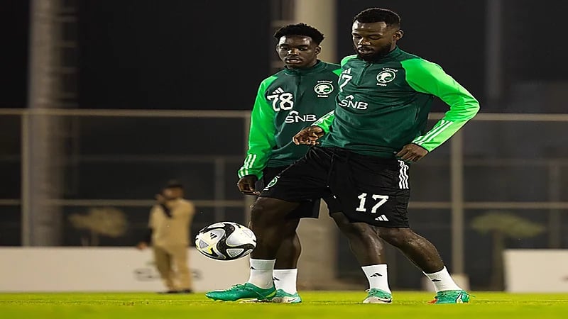 الأخضر يواصل استعداده للقاء باكستان