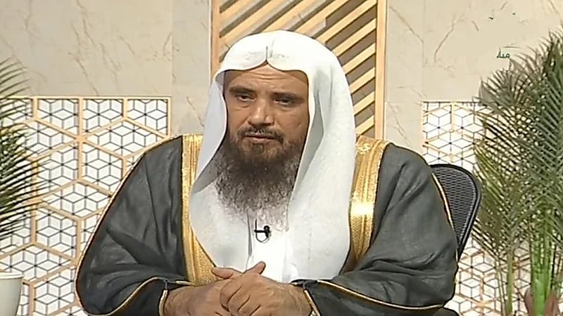 كيف تكون زكاة الجنين في بطن أمه.. الخثلان يجيب.. فيديو