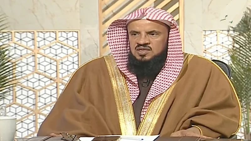 هل يجوز للمرأة تأجيل الإغتسال بسبب برودة الجو.. فيديو