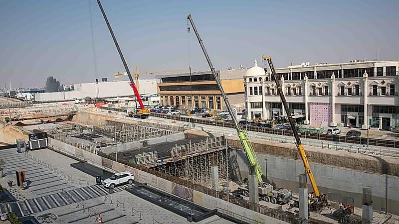 تقدم الأعمال في نفق طريق الأمير تركي الأول بمشروع المسار الرياضي..صور