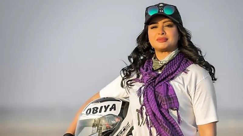 مها الحملي تكشف تفاصيل تعرضها لحادث في "رالي داكار"..فيديو