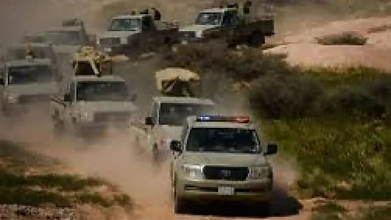 حرس الحدود ينقذ مواطنًا خليجيًا فُقد في صحراء الربع الخالي