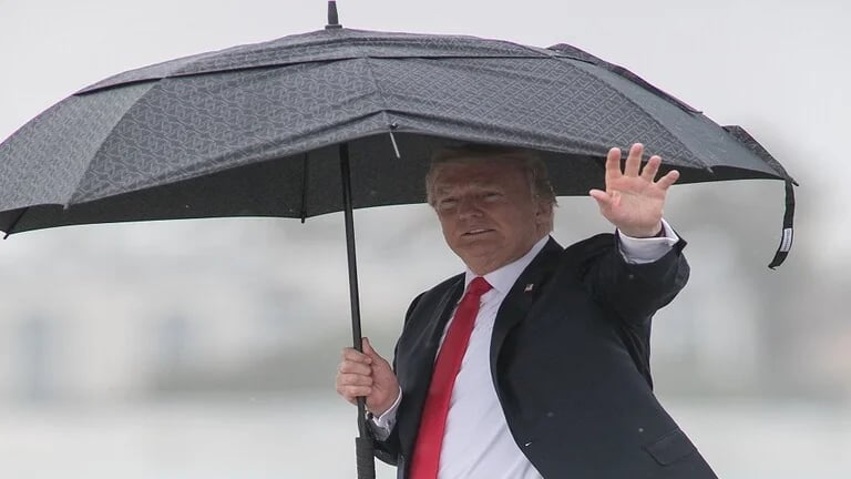 ترامب يروج لحملته الانتخابية  بإكرامية بـ500 دولار .. فيديو